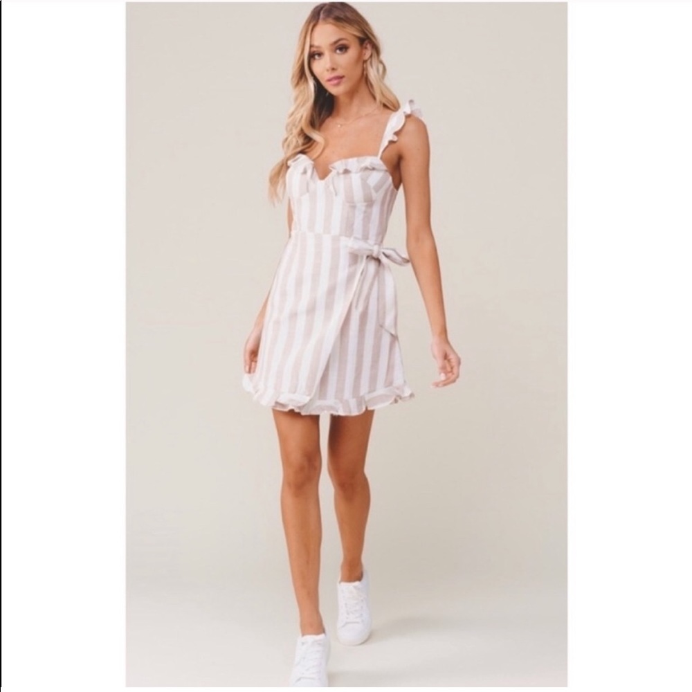 Saints + Secrets Stripes Denim Sweetheart Faux Wrap Dress Blue White Ruffle Mini - Picture 13 of 15